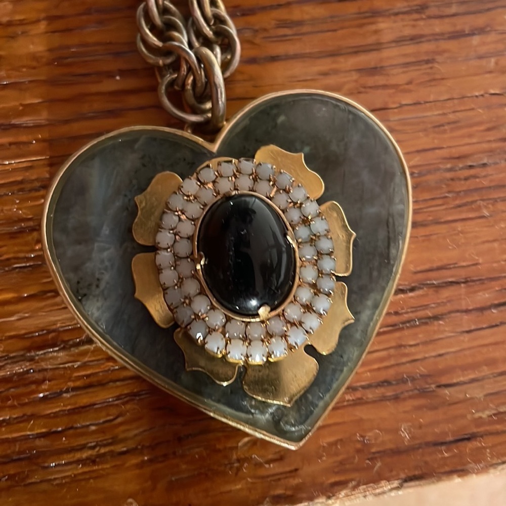 ❤️❤️❤️SOLD❤️❤️❤️❤️Juice couture necklace